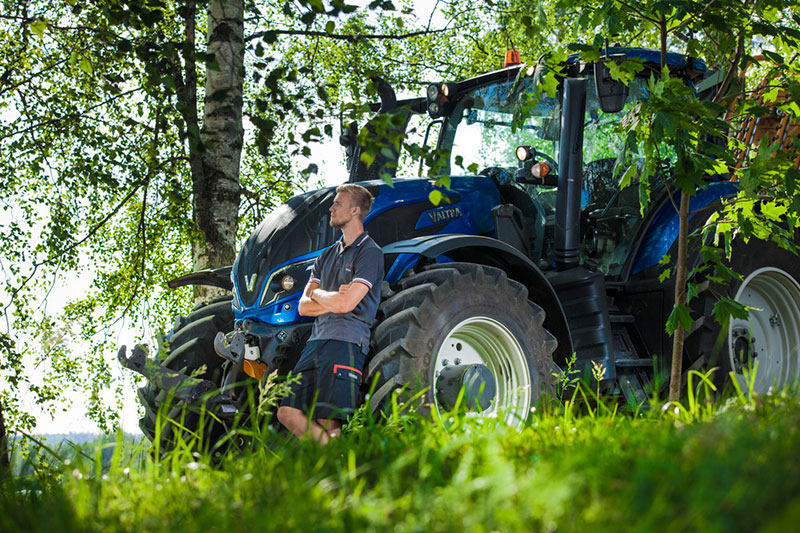 Відгук задоволеного партнера про трактори Valtra